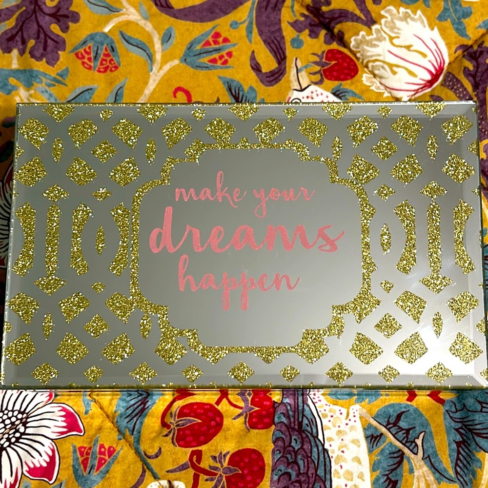 “Make Your Dreams Happen” Jewelry Box